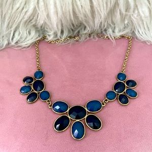 Statement necklace